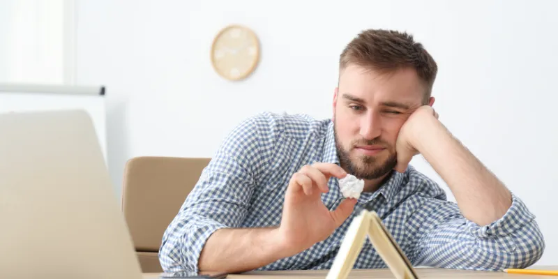 A psicologia por trás da procrastinação e como quebrar o ciclo