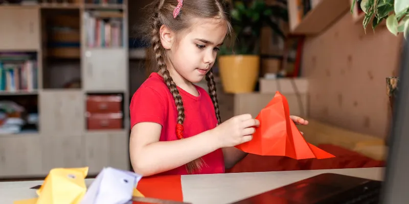Oficinas Escolares para o Dia Mundial do Origami: Como Estimular Criatividade