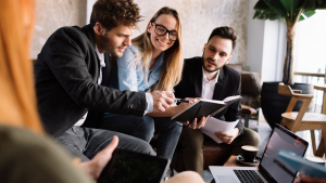 Como jovens empreendedores lidam com empréstimos e crédito flexível
